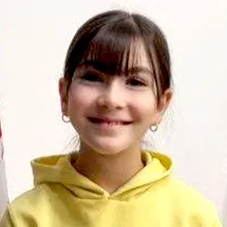 الینا مبینی نژاد